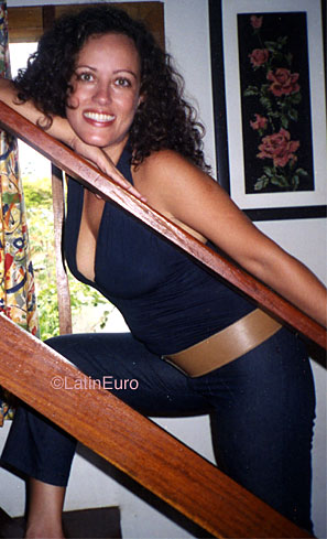 Date this exotic Brazil girl Andrea from PORTO B9226