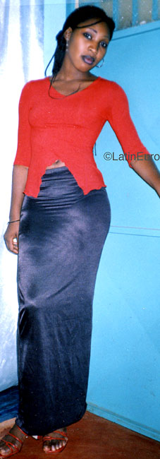 Date this sultry Cameroon girl Gnathan from  N3693
