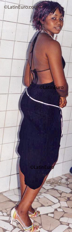 Date this sensual Any Country girl Grace from  A9528