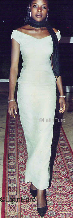 Date this tall Any Country girl Valerie from  A9533