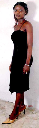 Date this attractive Cameroon girl Valerie from Douala A9907