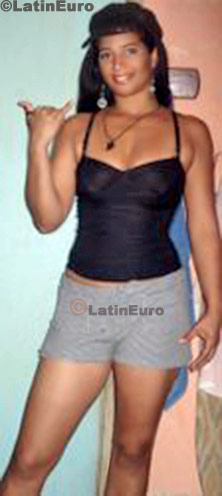 Date this nice looking Brazil girl Bianca- from Sao Joao de Meriti B-15