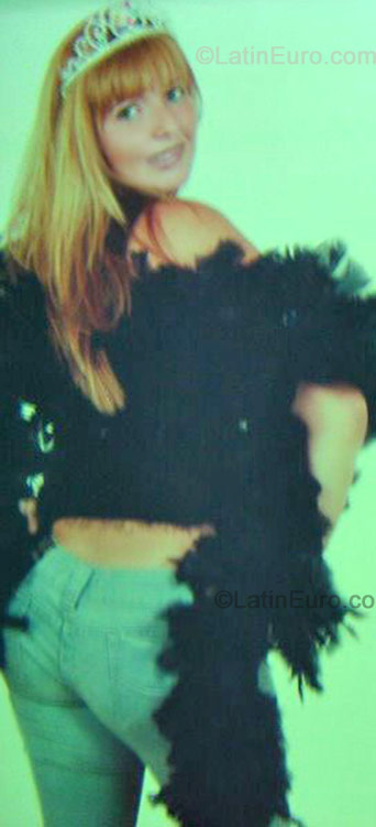 Date this tall Brazil girl Milena from Salvador B-178