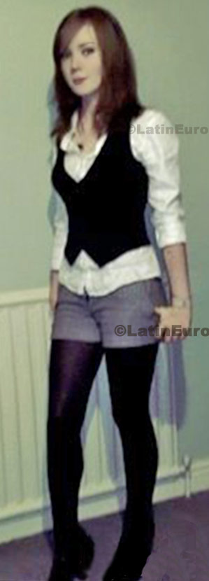 Date this hard body Brazil girl Nataly from Brasilia B-181