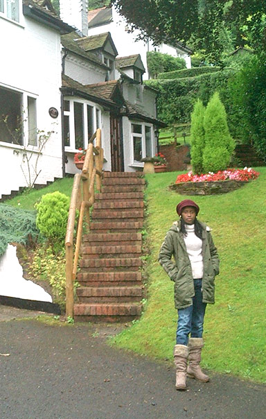 Date this happy Brazil girl Fabiana from Sao Goncalo B-218