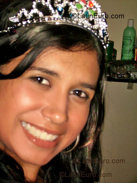 Date this cute Brazil girl Natalia from Petropolis B1024