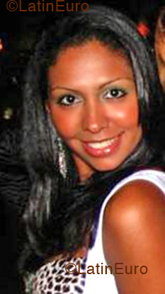 Date this attractive Brazil girl Patricia from Vila Velha B1271