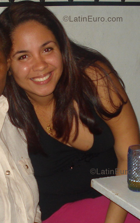 Date this hard body Brazil girl Ana from Rio de Janeiro B1349