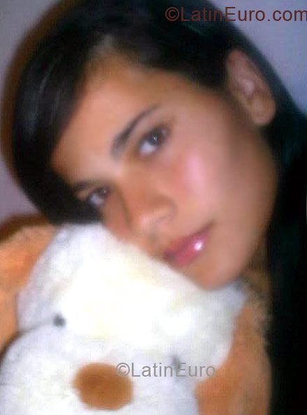 Date this delightful Brazil girl Carina from Ferraz De Vasconcelos B1355