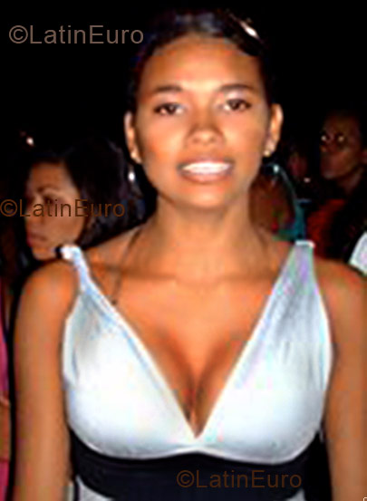 Date this hot Brazil girl Maria from Fortaleza B1356