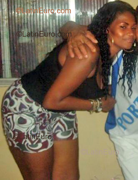 Date this stunning Brazil girl Ana from Rio de Janeiro B1380