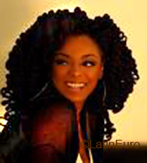 Date this foxy Brazil girl Jamile from Salvador B1451