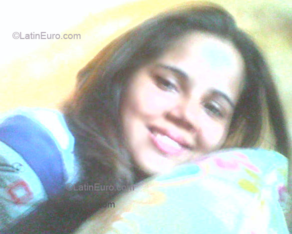 Date this cute Brazil girl Erica- from Teresina B1478