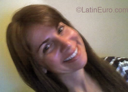 Date this foxy Brazil girl Ludmila- from Barueri B1583