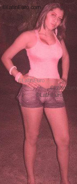 Date this cute Brazil girl Eidiane from Palmas B1608