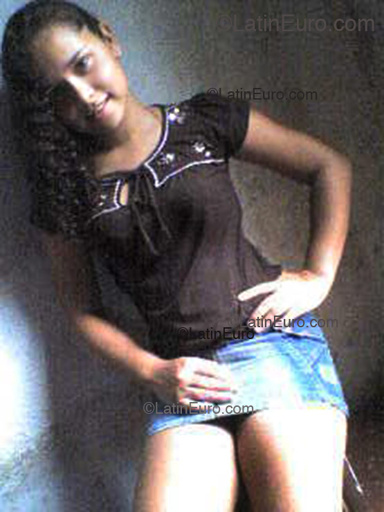 Date this stunning Brazil girl Israelita from Quixada B1610