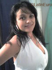 Date this young Brazil girl Janete from Belo Horizonte B1677