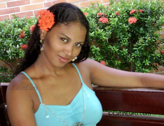 Date this pretty Brazil girl Leticya from Fortaleza B1755