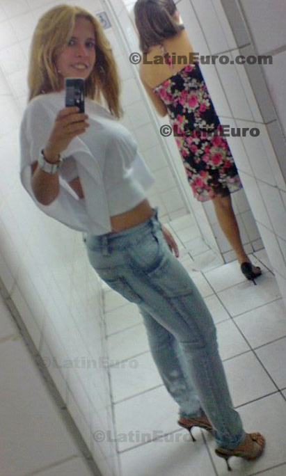 Date this gorgeous Brazil girl Leslie from Contagem BR3738