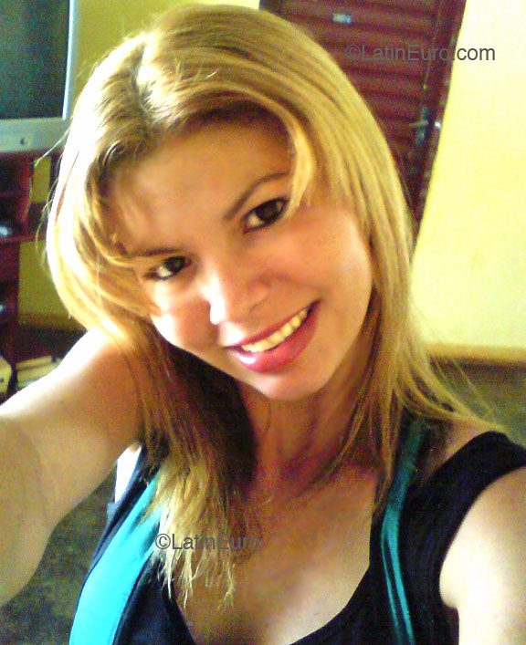 Date this young Brazil girl Ketten- from  B2035
