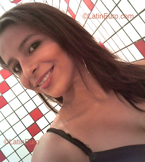 Date this pretty Brazil girl Marjorie from Belem B2053