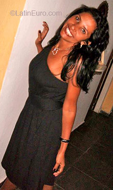 Date this beautiful Brazil girl Cleonice from Duque de Caxias B2125