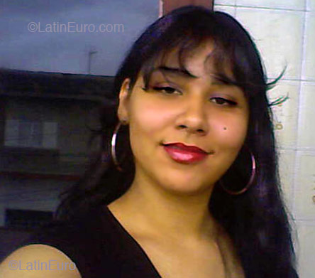Date this beautiful Brazil girl Elisangela from  B2157