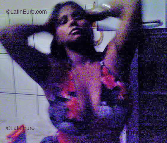 Date this sultry Brazil girl Adriana from  B2189