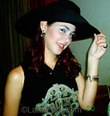 Date this athletic Brazil girl Shalyanny from  B2192