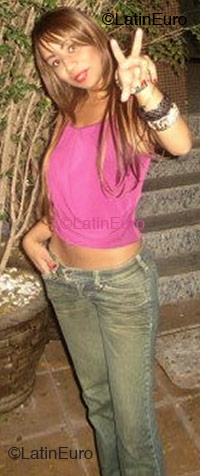 Date this gorgeous Brazil girl Vanessa from Brasilia B2229
