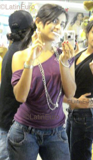 Date this happy Brazil girl Lis from  B2297