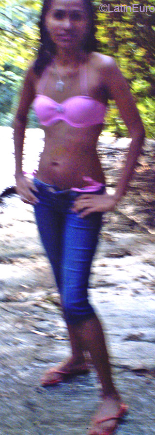 Date this exotic Brazil girl Sheila from SAO PAULO B2368