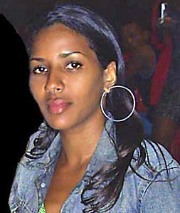 Date this happy Brazil girl Lana from SALVADOR B2608