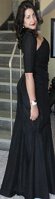 Date this attractive Brazil girl Bibiana from SAO PAULO B2640