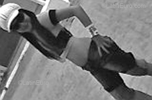 Date this attractive Brazil girl Thamyres from CORRENTES B2650