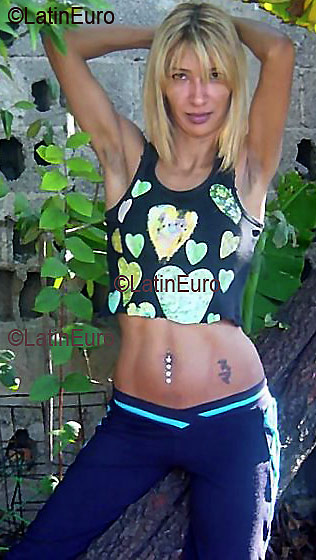 Date this lovely Brazil girl Sueli from SAO PAULO B2719