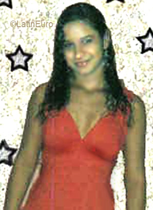 Date this delightful Brazil girl Vania from RIO DE JANEIRO B2728