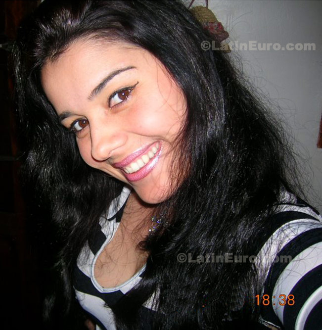 Date this stunning Brazil girl Cristiane from Curitiba B283