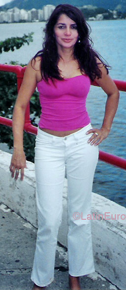 Date this happy Brazil girl Rosangela from FORTALEZA B2886