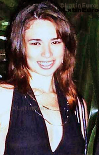 Date this gorgeous Brazil girl Larissa from Natal B297