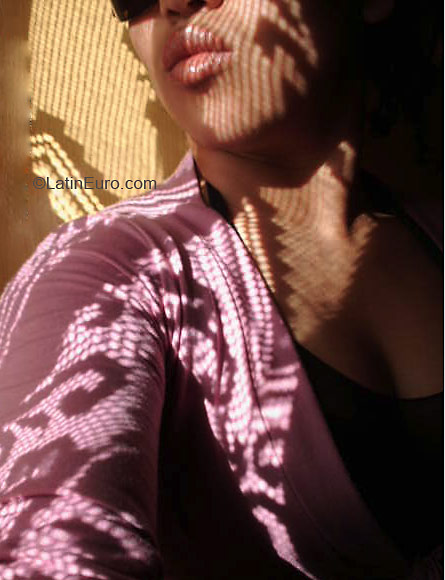 Date this stunning Brazil girl Eliana from PINHAIS B3125