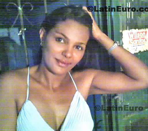 Date this exotic Brazil girl Sheila from Cuiaba B321
