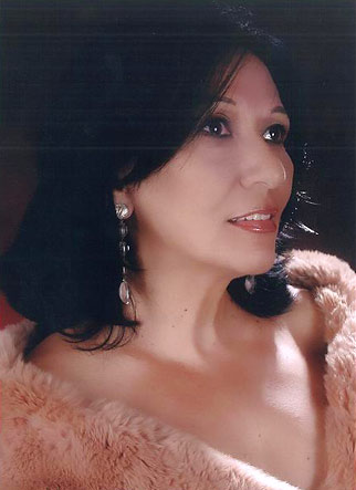 Date this attractive Brazil girl Vania from  B3271