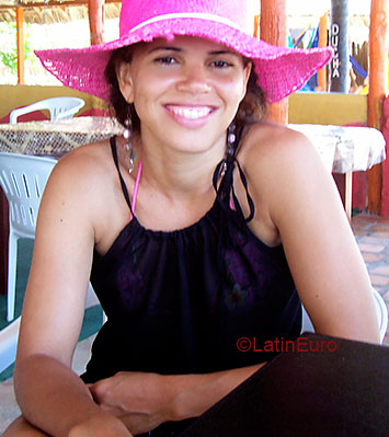 Date this sensual Brazil girl Agna from SAO LUIS B3279