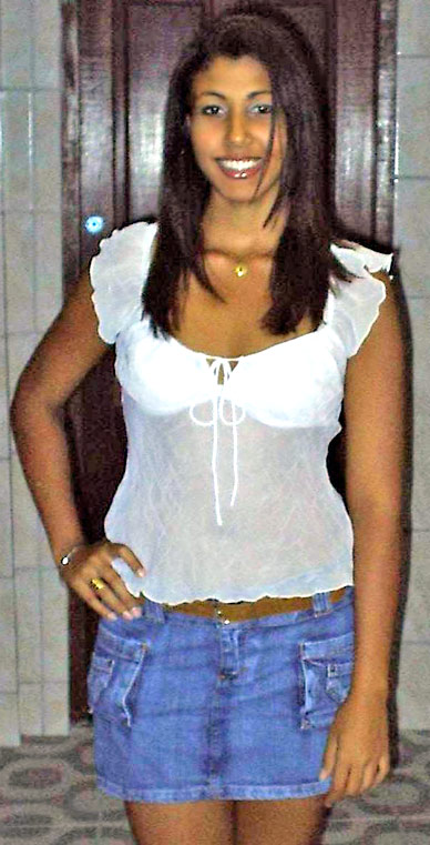 Date this nice looking Brazil girl Jaqueline from RIO DE JANEIRO B3312