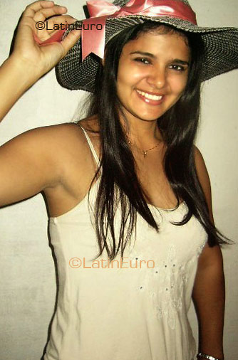 Date this happy Brazil girl Janaina from SAO LUIS B3496
