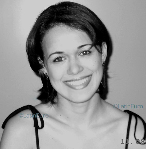 Date this attractive Brazil girl Andreia from COLATINA B3626