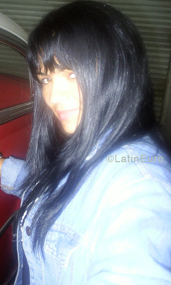 Date this fun Brazil girl Maria- from DIADEMA B3882