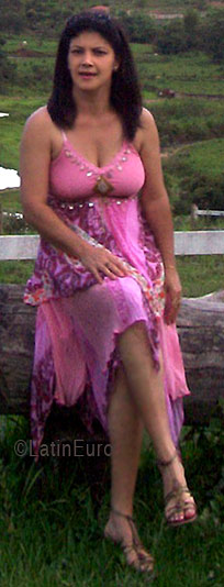 Date this foxy Brazil girl Maria from ITABIRITO B3953