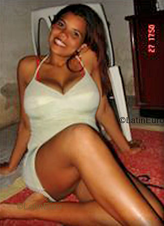 Date this stunning Brazil girl Michelle from  B3965
